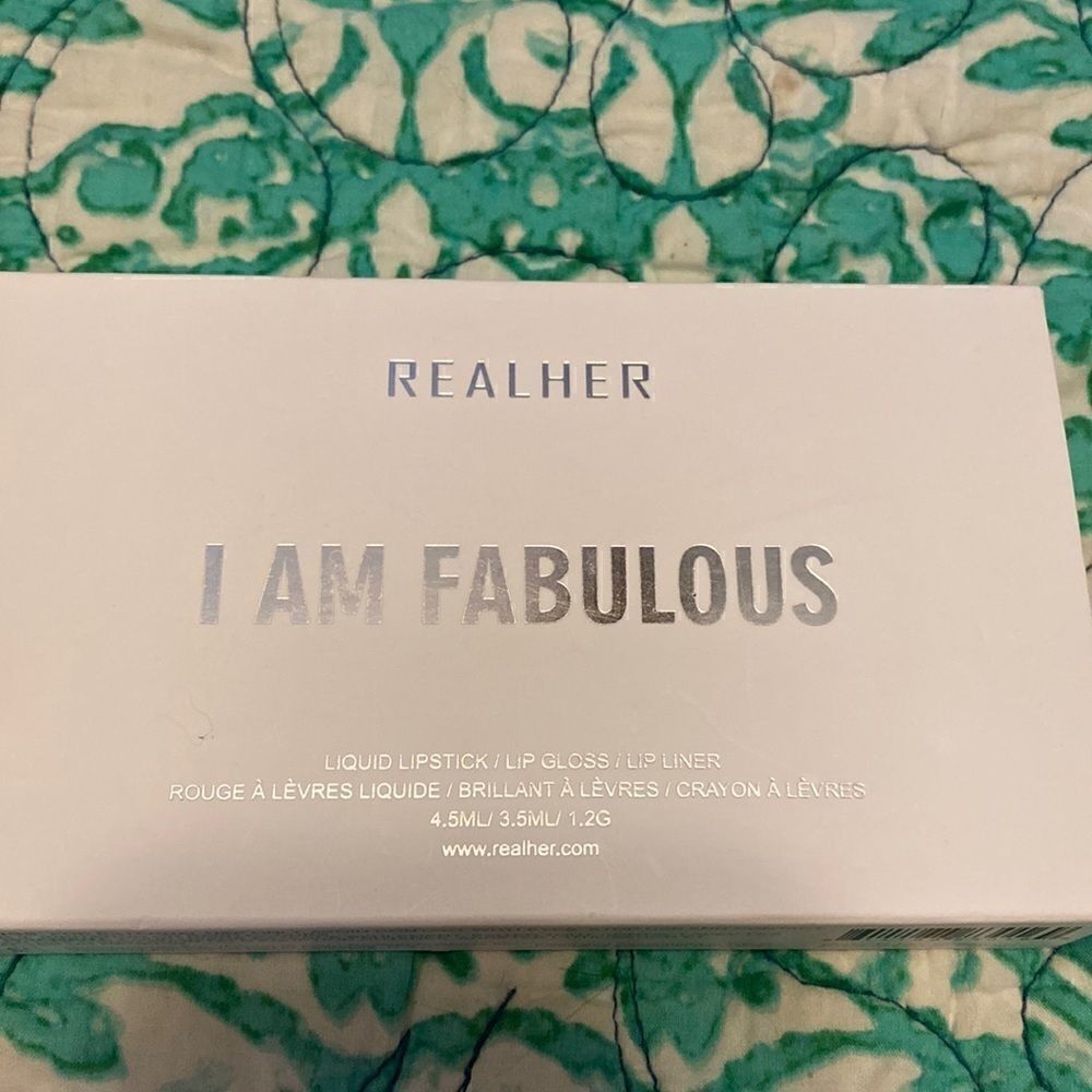 Realher I am Fabulous liquor lipstick, lip gloss, lip liner in deep red